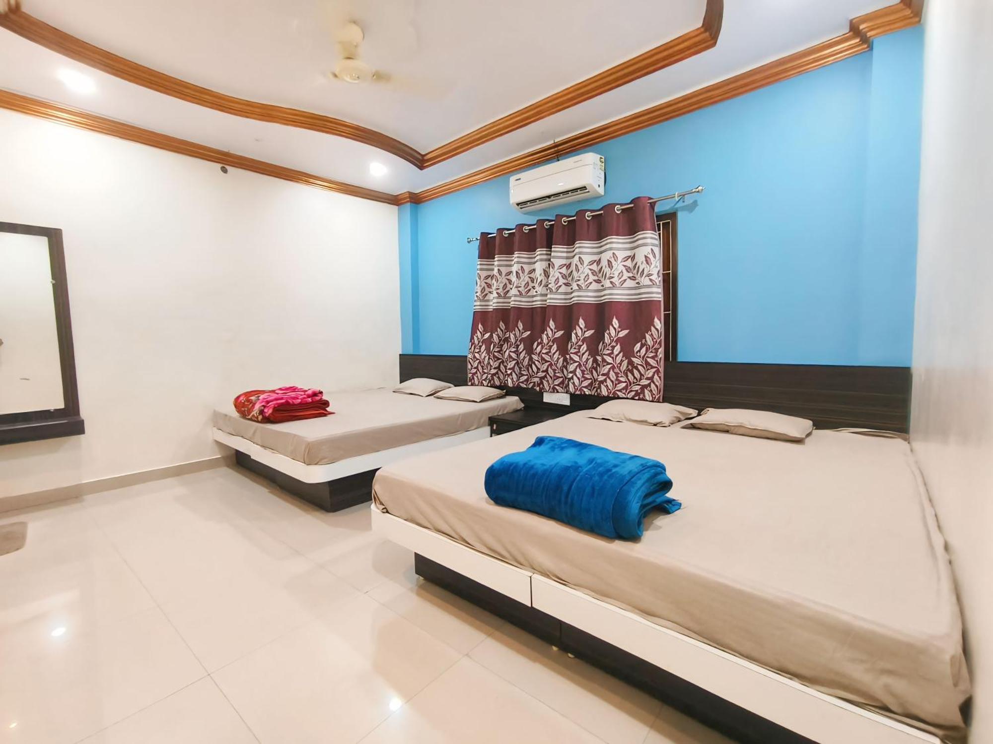 Shree Trilokeshwar Guesthouse Ujjain Exterior photo